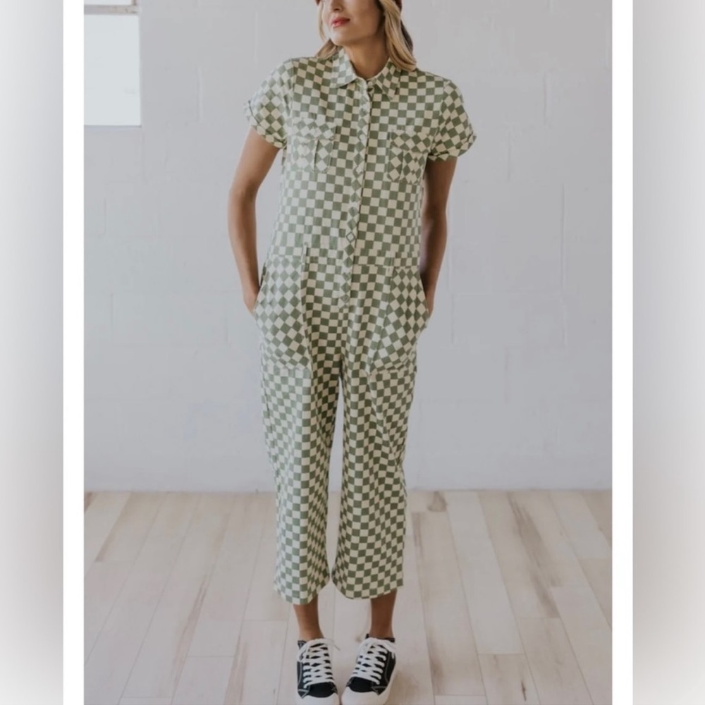 ISO: Looking to buy this jumpsuit